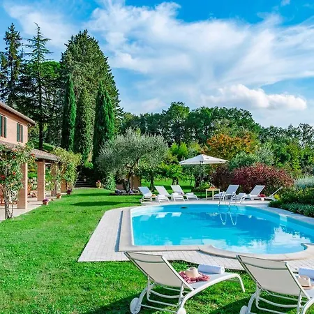 Villa Il Baiocco 8, Emma *